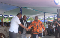 Gubernur : MRP Lahir untuk Menjembatani Kesenjangan Pemerintah dan Rakyat Papua 